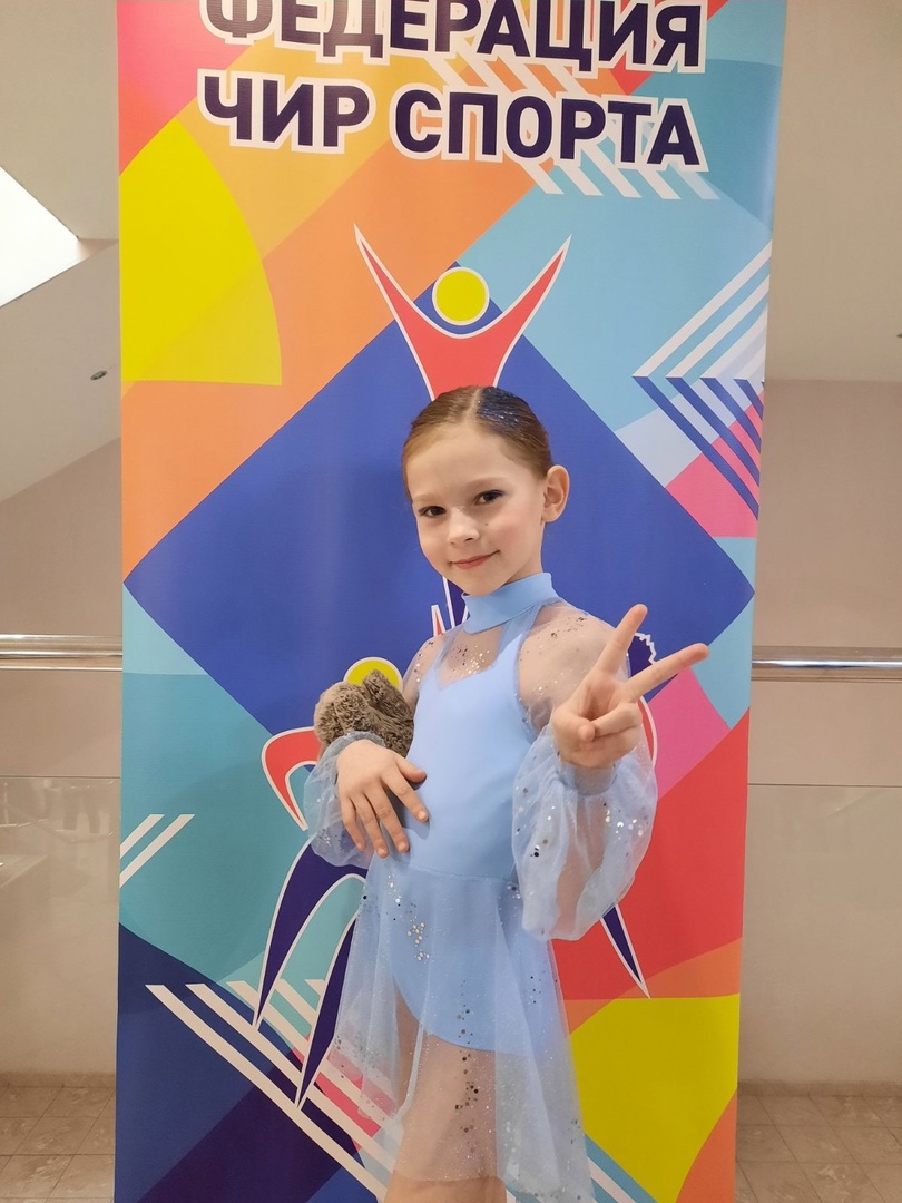 Поздравляем Цыбикину Милану, ученицу 2 "А" класса